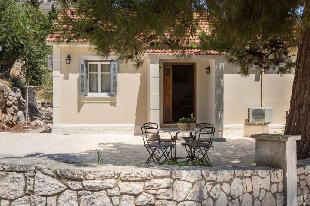 La Casa Di Zia Anna Village Сasa de vacaciones *